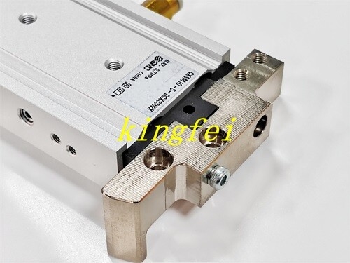FUJI 2MGTMR004500 cylindre de station de remplacement de la buse d'aspiration NXT