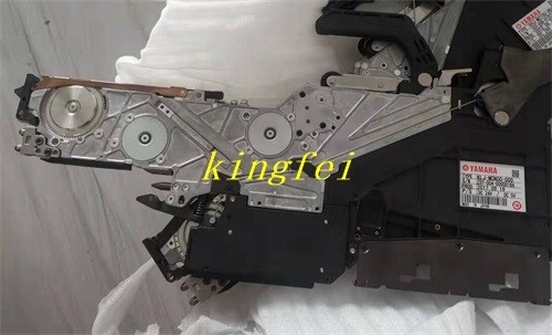 YAMAHA KLJ-MCN00-000 Dash01005 Matériau 4 mm Réservoir de matériau minimum